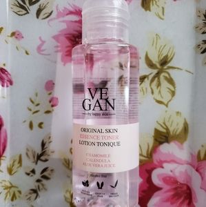 Happy Skin Essence Toner